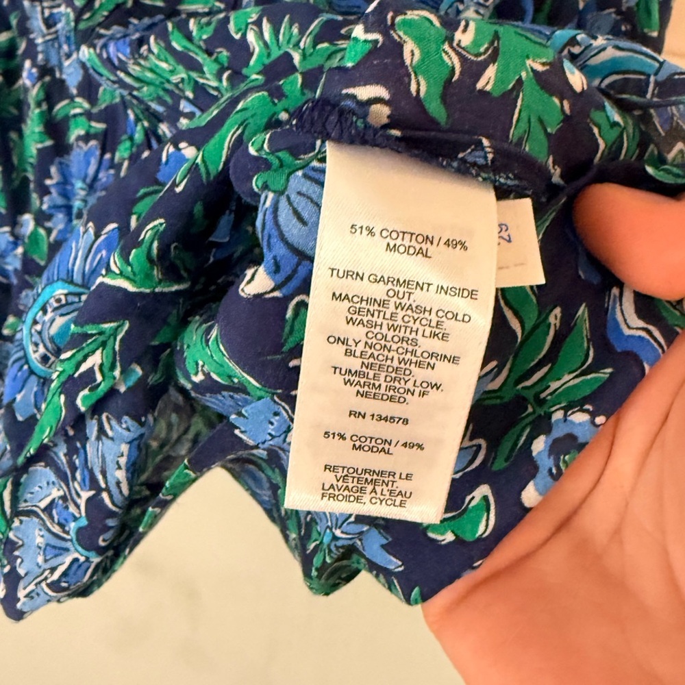 NWT Vineyard Vines Blue Green Floral Blouse V-Neck Long Sleeve Women’s Top Large - Picture 4 of 6